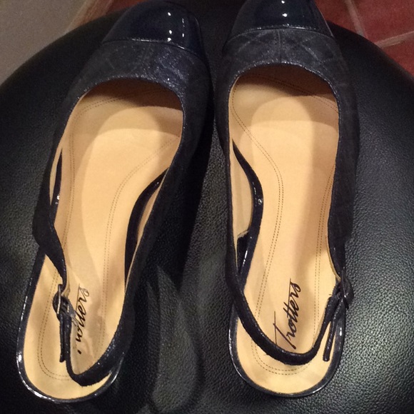 NAVY Capped Trotters 9 1/2 W - Picture 3 of 8